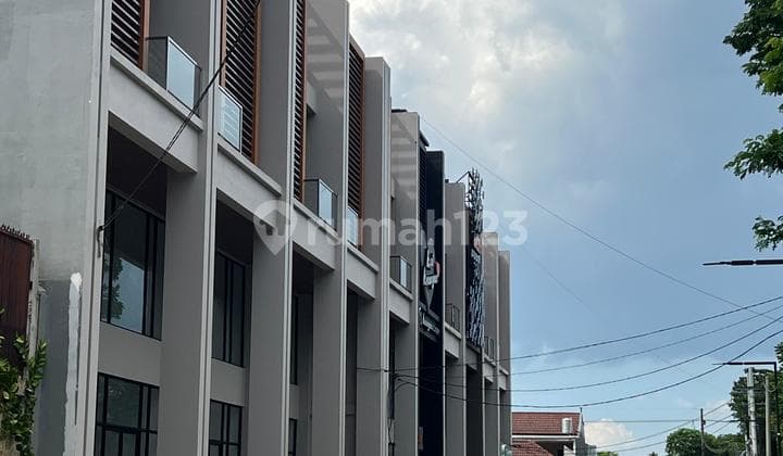 Ruko Icon 21 in Surabaya