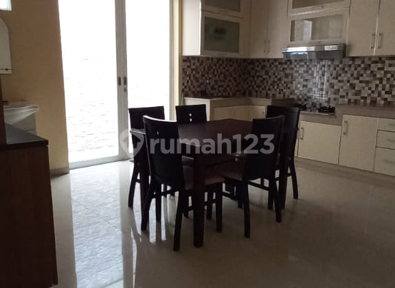 Rent Ready-to-Occupy House in BSD City Residence One