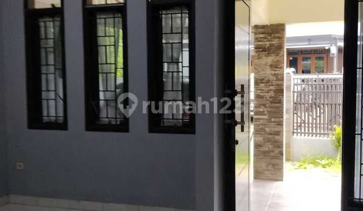 Dijual Rumah Moderen Hook Strategis Antapani Bandung Kota