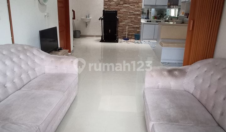 Nice House, Semi-Furnished & Well-Maintained in Derwati, Soekarno Hatta Bandung