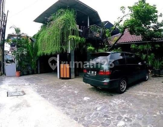 Rumah Plus Restoran Cocok untuk Usaha Lokasi Strategis