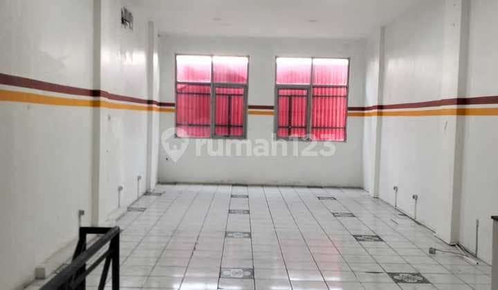 Disewakan Ruko di Radio Dalam Siap Huni.