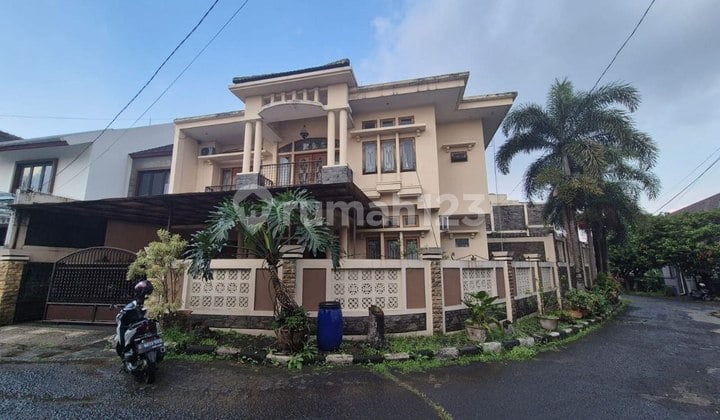 Rumah Lelang Modern Mewah Daerah Cimahi Tengah Kota Cimahi