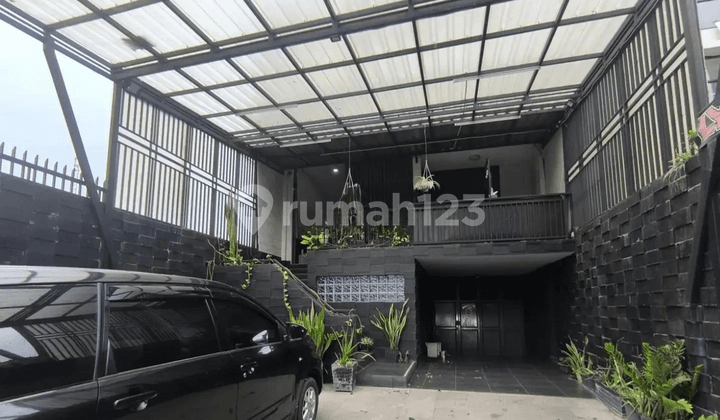 Rumah Lelang Modern Daerah Kiaracondong Bandung