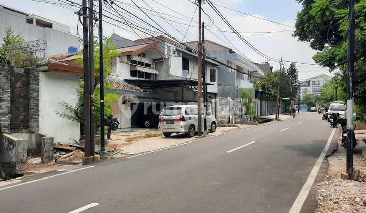 Tomang, Mandala Selatan, Rumah Strategis Dibawah Njop
