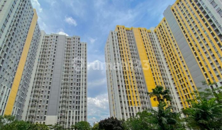 Cheap Apartment for Rent in Springlake Summarecon Bekasi
