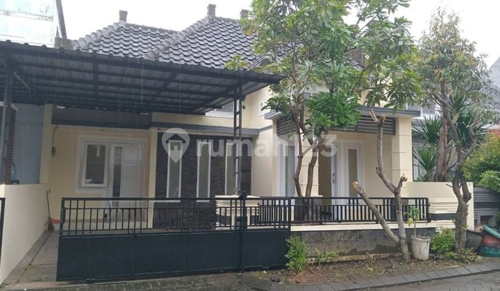 Ready-to-Use House Already Nice in Bunga Vinolia Lowokwaru Malang