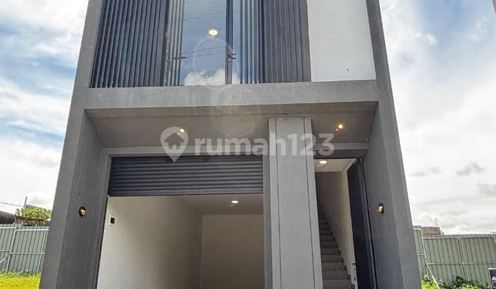 Disewakan Ruko Super Strategis 4 LT di Begawan Tlogomas Malang