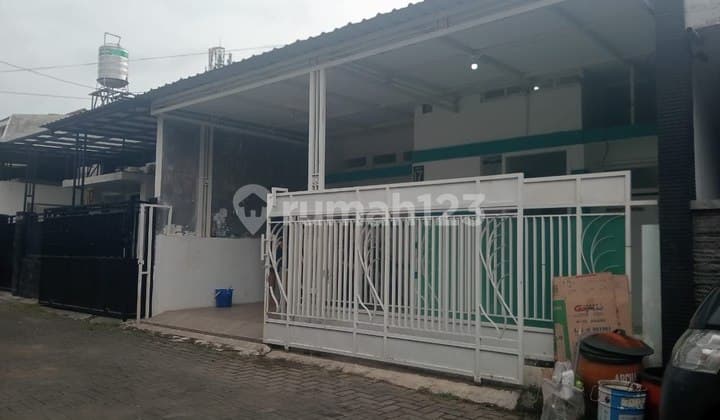 Rumah Dekat Pusat Kota di Ikan Ikan Blimbing Malang