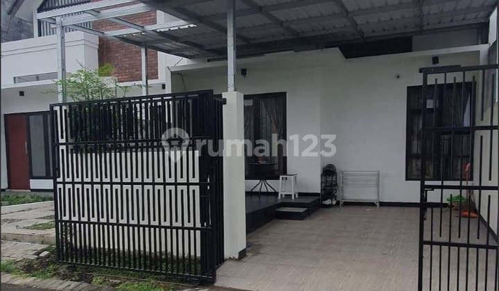 Furnished House for Rent in Kepuharjo, Karangploso, Malang Near UMM
