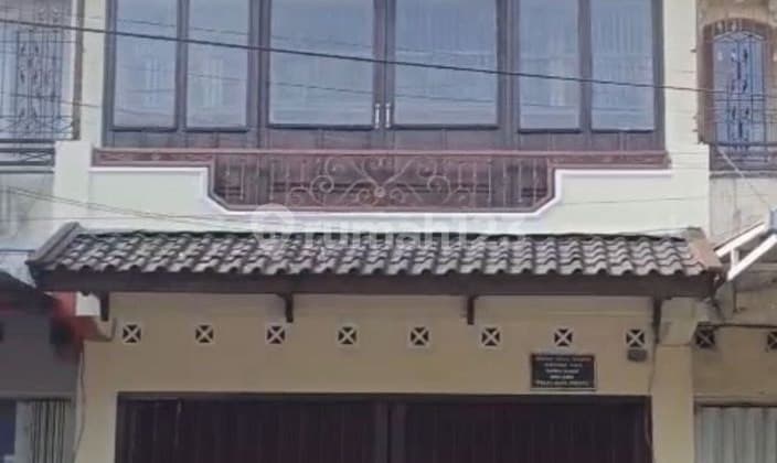 2-Storey Shophouse, Strategically Located on the Danau Sawojajar Main Road, Malang