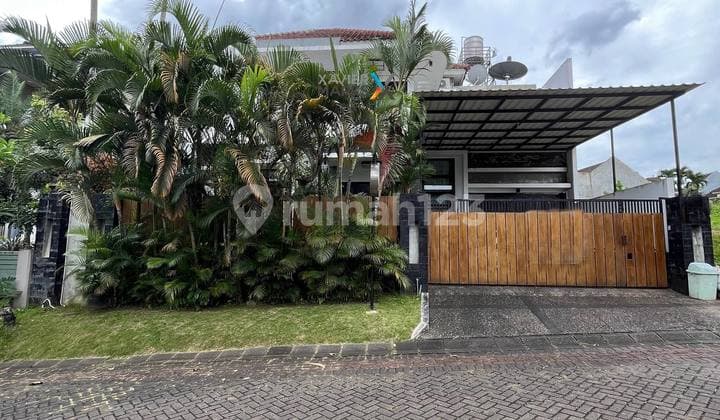 Rumah Modern Full Furnish di Boulevard Villa Puncak Tidar Malang