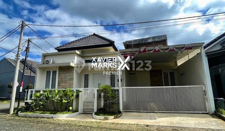 Nice Semi-Furnished House Near Abd Shaleh Airport in Pakis, Malang