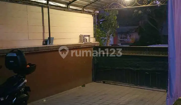 Jual Rumah Mewah Strategis di Jl. Bung Tomo, Denpasar - Hunian Luas & Nyaman