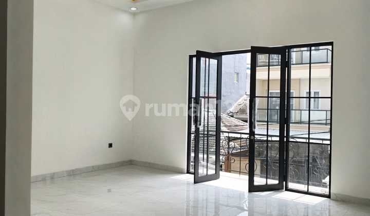 For Sale House in Muara Karang, North Jakarta