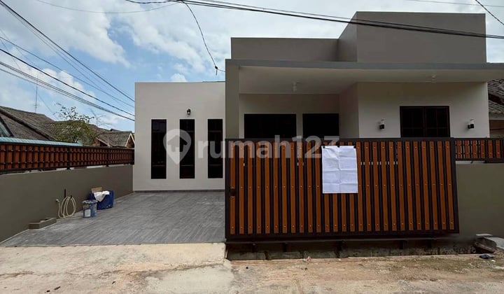 Quick Sale Marcelia House Fully Renovated Ready to Occupy Batam Centre