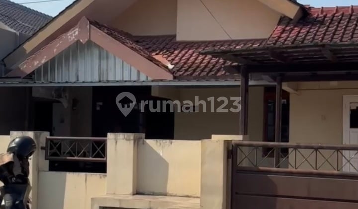 Rumah Classic Sukun Banyumanik Siap Huni