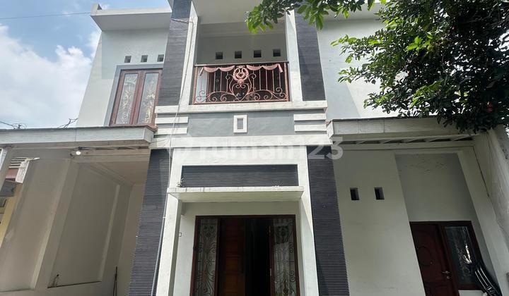 Rumah Bagus 2 Lantai Murah Banyumanik