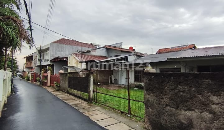 For Sale Old House Utan Kayu Utara 19.25X42m (809M)