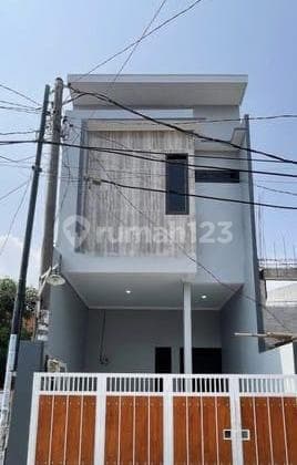 Dijual Rumah Cantik Siap Huni di Kemang Pratama Bekasi