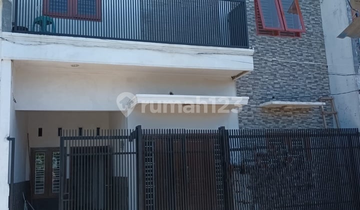 Dijual Rumah 2 Lantai Dekat Fly Over Juanda