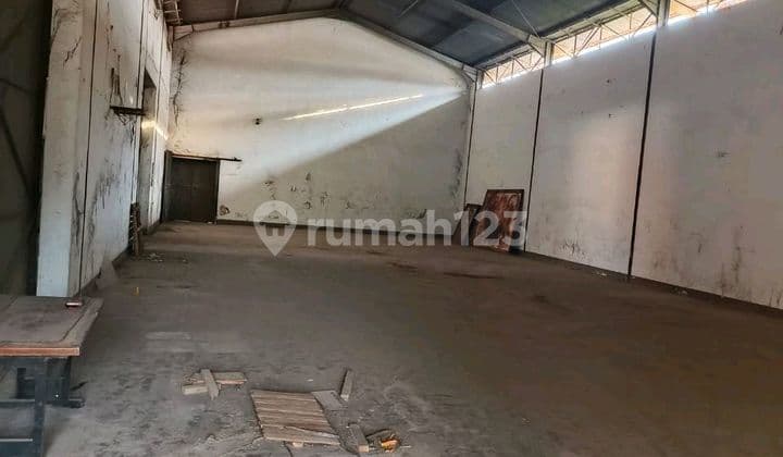 Dijual Gudang Daerah Jombang Lokasi Strategis
