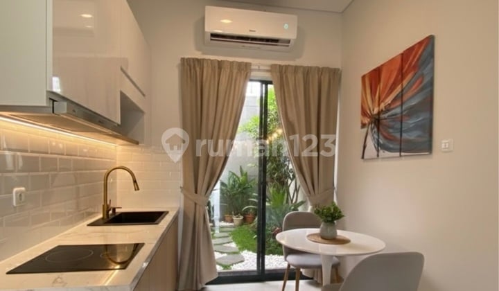 Rumah Modern Desain Scandinavian,Semi Furnished, Hadap Selatan - Siap Huni