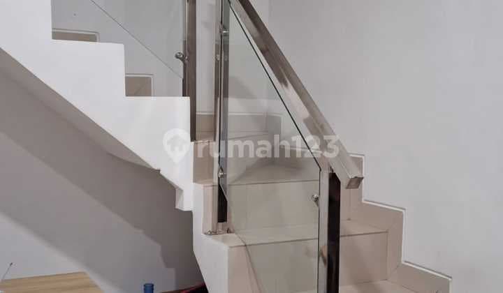 Rumah Second Berkualitas Lokasi Bebas Banjir