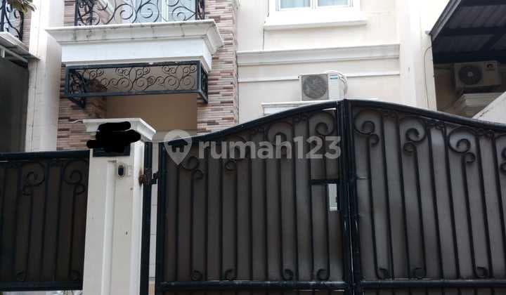 Dijual Rumah 2 Lantai di The Royal Residence Cakung Jakarta Timur