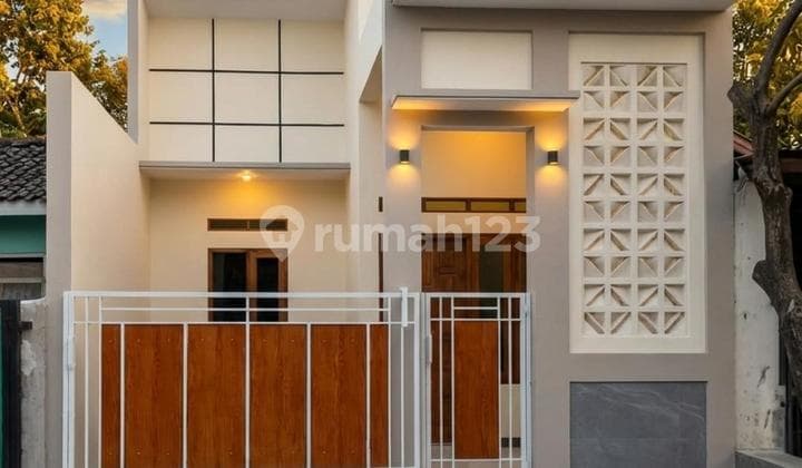 Rumah Unik Lokasi Manis