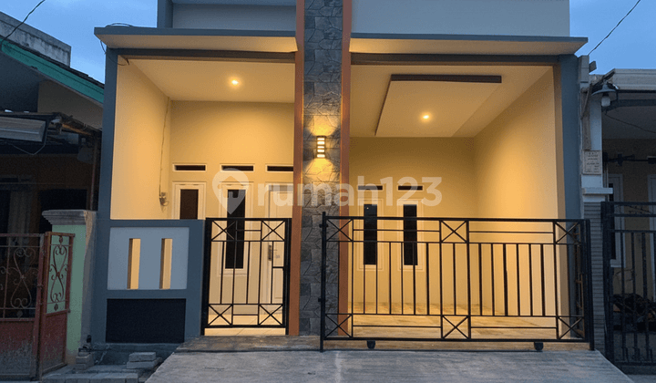 Rumah Cantik Luas 72, Harga Terbaik di villa gading harapan 1