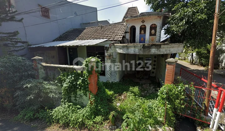 Rumah Sudut dengan Potensi Besar, Akses Jalan Mudah Lokasi Bekasi Kota