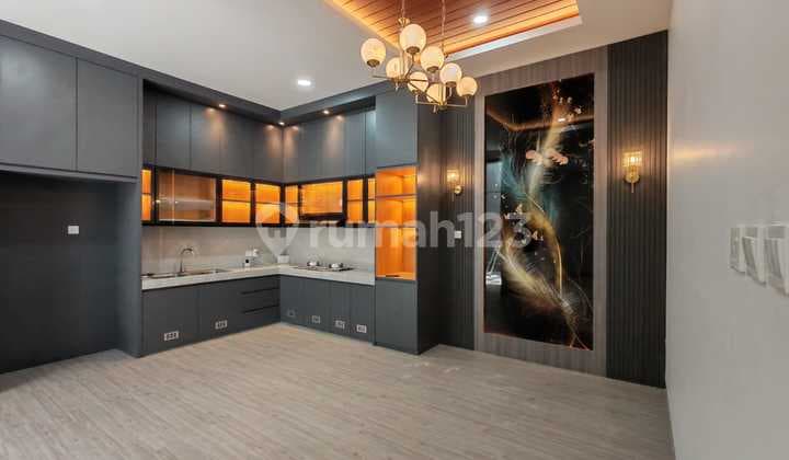 Rumah 5 Kamar di Sukajadi Lokasi di Pusat Kota