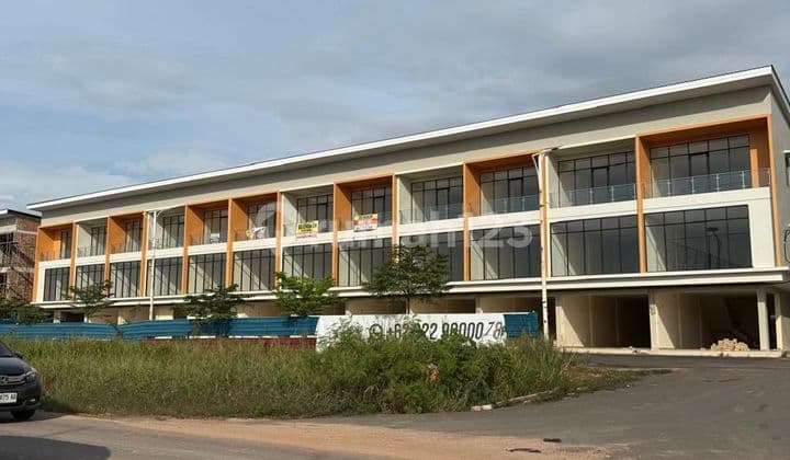 Ruko 3 Lantai di Batam Centre 200M² Take Over Lokasi Strategis