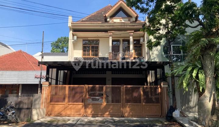 Sewa untuk Tempat Usaha Area Komersil Sayap Riau Kota Bandung