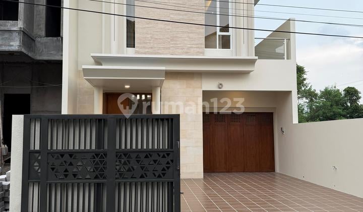 Rumah Mewah di Sambisari Dekat Bandara Adisucipto