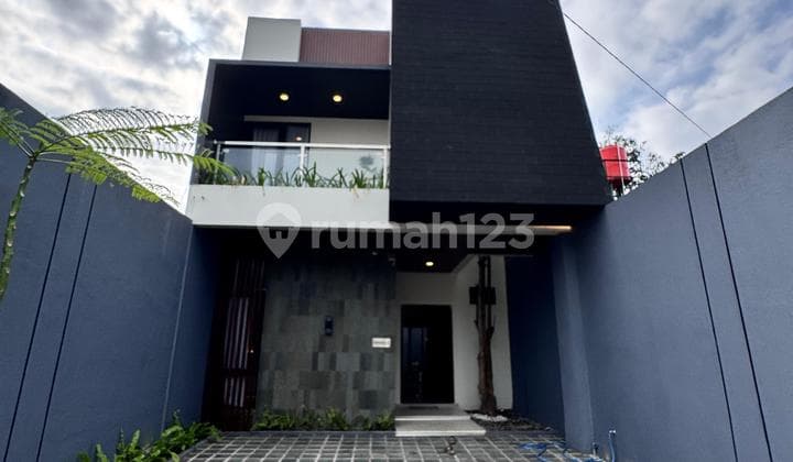 Rumah 2 Lantai Premium di Ngaglik Sleman