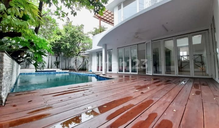 Rumah Standar Expat Cipete Selangkah ke MRT dan Cipete Raya