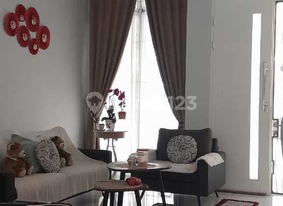 Dijual Rumah Dalam Cluster Summarecon Bekasi
