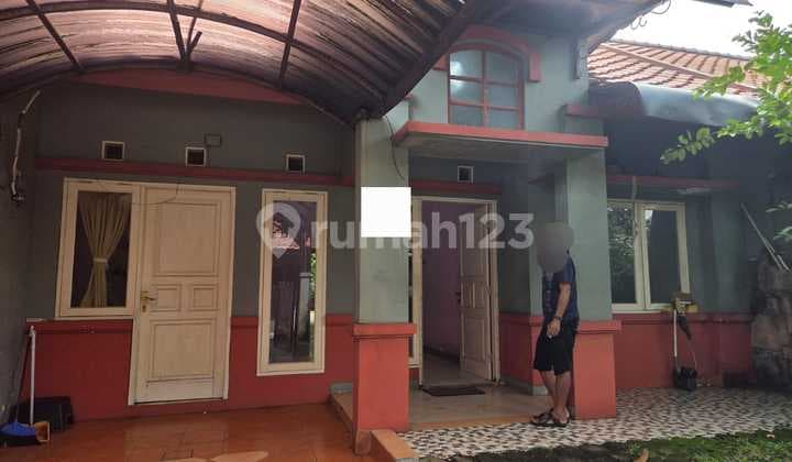 For Sale House Within Cluster at Boulevar Hijau Harapan Indah Bekasi