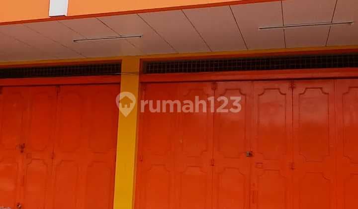 Disewakan Ruko 3 Lantai + Rooftop di Cipinang Besar Utara Jakarta Timur