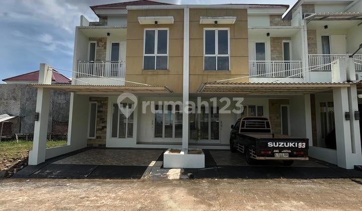 Hunian 2 Lantai Harga 900 Jutaan di Pamulang