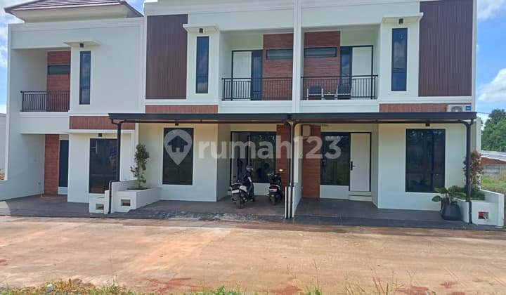 Cluster 2 Lantai Siap Huni di Serpong