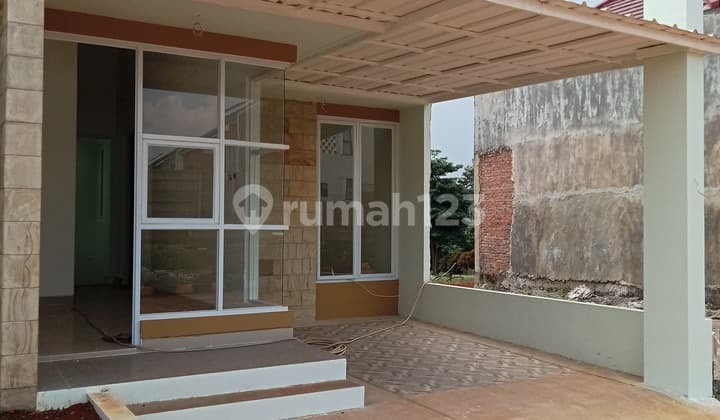 Rumah 1 Lantai Dekat Exit Tol Bsd