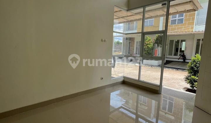 For Quick Sale House with SHM