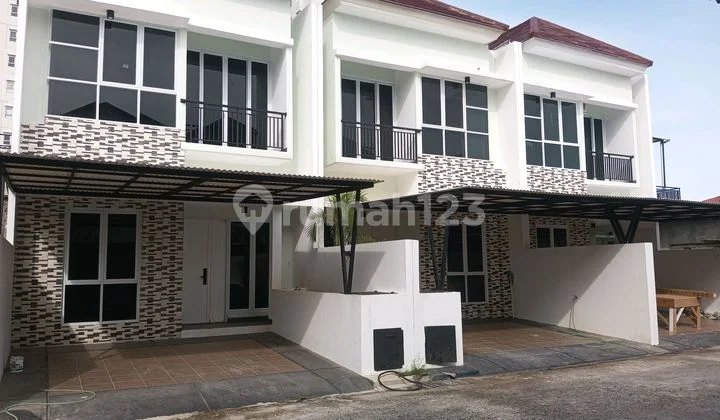 Hunian 2 Lantai Bebas Banjir Langsung Akad Hunian 2 Lantai Bebas Banjir Langsung Akad