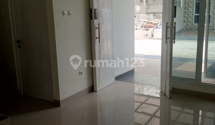 Rumah Mewah di Kawasan Tangsel Dp0%