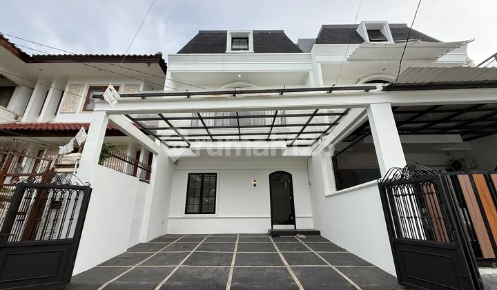 Modern Classic di Lebak Bulus 5 Menit MRT Lebakbulus Paling Murah Modern Classic di Lebak Bulus 5 Menit MRT Lebakbulus Paling Murah