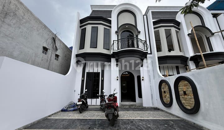 Rumah 2 Lantai Ceiling Tinggi Termurah Jagakarsa, Jakarta Selatan