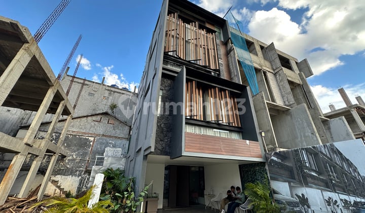 Rumah Baru 4 Lantai Di Gatot Subroto Kuningan Jakarta Selatan